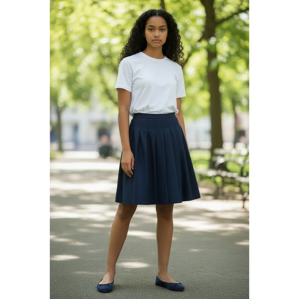 Briggs  Vintage Y2K Navy Blue Pleated Skirt NWT Womens 12